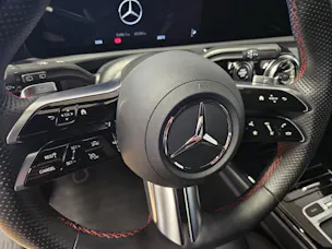 MERCEDES-BENZ A 200 AMG Line