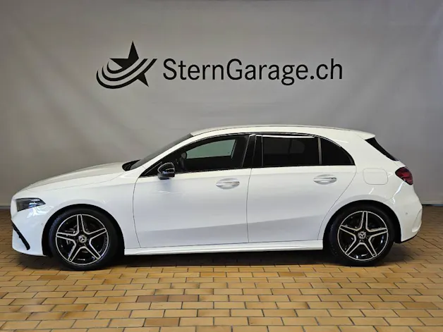MERCEDES-BENZ A 200 AMG Line