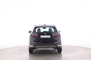 Fahrzeugbild BMW X1 18i sDrive