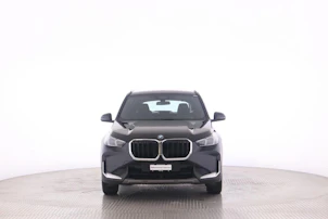 Fahrzeugbild BMW X1 18i sDrive