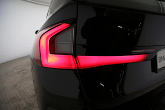 https://vehicle.imgix.net/4257790/5ccd751d-c2f3-460f-a3c0-9635e7b22e4c.jpg