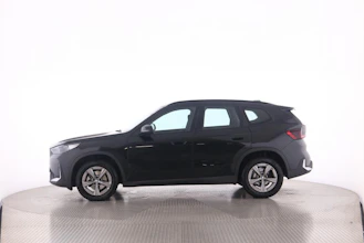 https://vehicle.imgix.net/4257790/92b8f55b-b94b-4453-a68f-9367bbab91e0.jpg