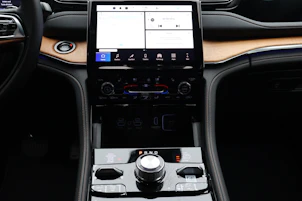 image du véhicule JEEP Grand Cherokee 2.0 Turbo Summit Reserve 4xe