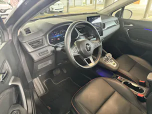 Renault Captur 1.6 E-Tech Plug-in Initiale