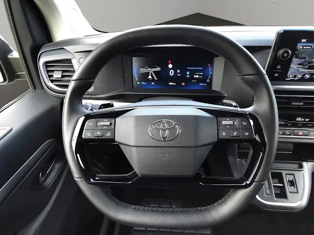 Toyota PROACE Verso L1 2.0 D Trend