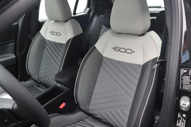 Fiat 600 1.2 Hybrid Icon Swiss Edition