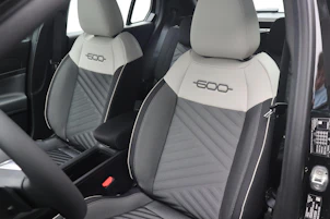 Fahrzeugbild FIAT 600 1.2 Hybrid Icon Swiss Edition