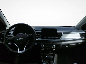 https://vehicle.imgix.net/4257870/d5435ef6-22db-46e6-967e-21d229e83df3.jpg