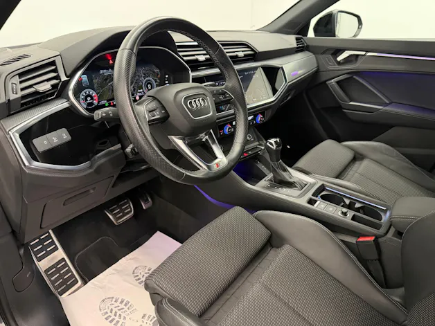 Audi Q3 Sportback 2.0 40 TFSI S line quattro S-Tronic