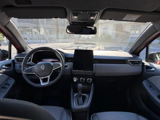 Renault Clio 1.0 Techno X-Tr.