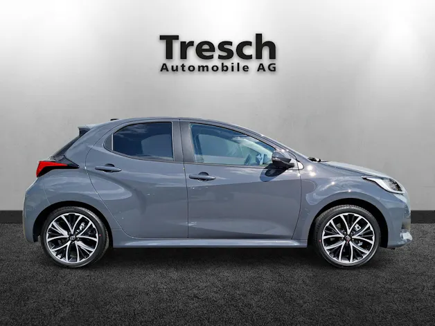 Toyota Yaris 1.5 VVT-i HSD Trend