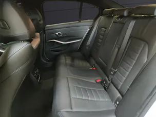 BMW 320d xDrive Attraktiven Leasingzinssatz ab 1,9 % bei Abschluss einer BMW Fahrzeugversicherung.