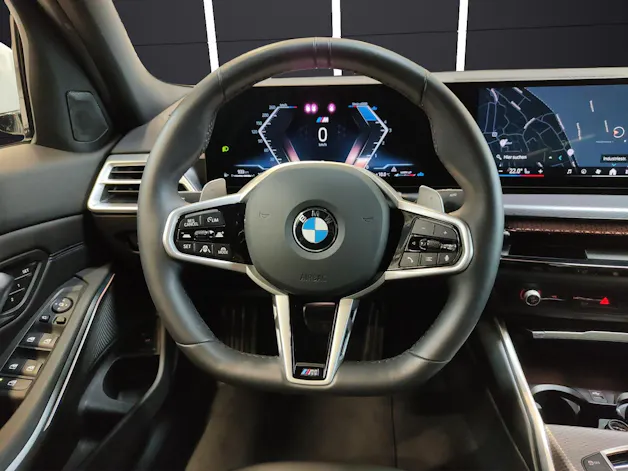 BMW 320d xDrive Attraktiven Leasingzinssatz ab 1,9 % bei Abschluss einer BMW Fahrzeugversicherung.
