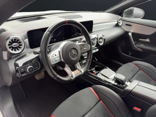 Mercedes-Benz CLA 35 AMG 4matic Shooting Brake