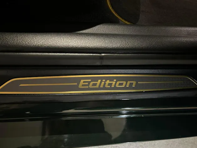 BMW X2 20i xDrive EDITION GOLDPLAY