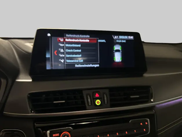BMW X2 20i xDrive EDITION GOLDPLAY