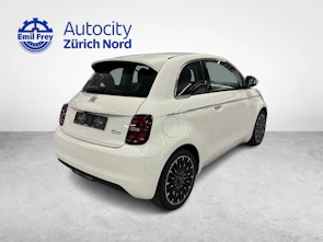 immagine del veicolo FIAT 500 La Prima