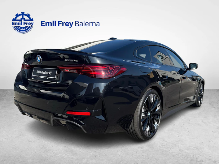 image du véhicule BMW i4