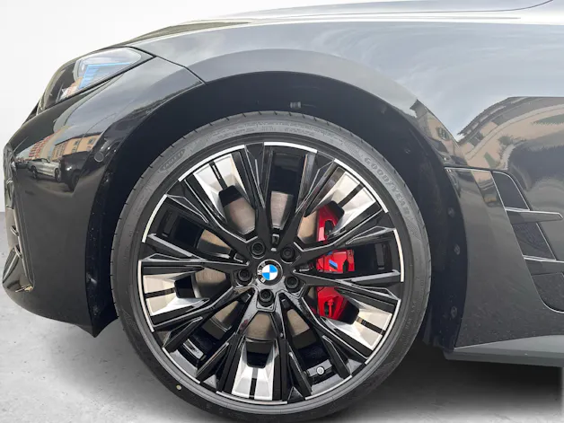 BMW i4 xDrive40
