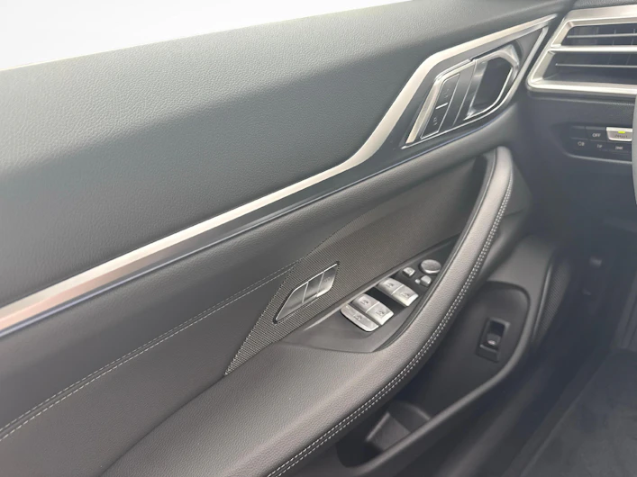 image du véhicule BMW i4