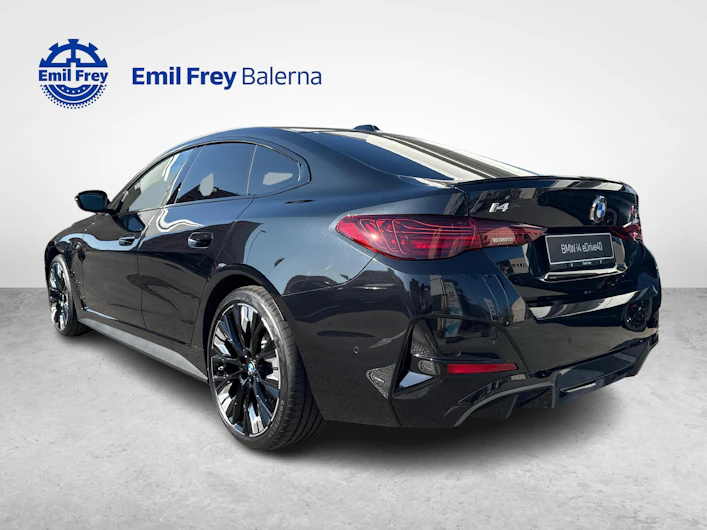 image du véhicule BMW i4