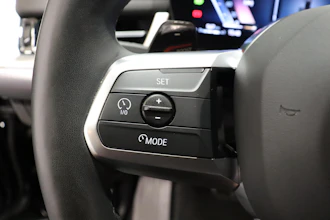 https://vehicle.imgix.net/4258031/7db4f038-b82a-4b4c-87c7-4769d680e045.JPG