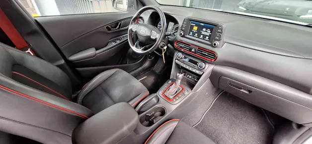 Hyundai Kona 1.6 T-GDi Amplia 4WD