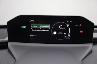 https://vehicle.imgix.net/4258150/a8e210e0-fad9-45ee-94e4-1a6db855ce8d.JPG