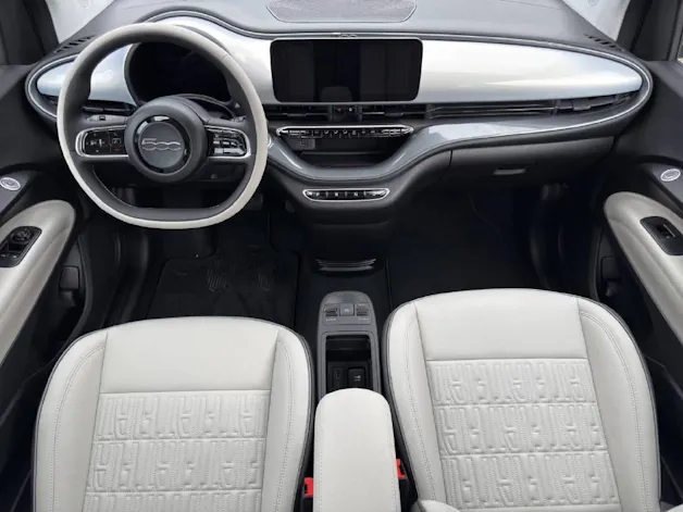 Fiat 500 La Prima