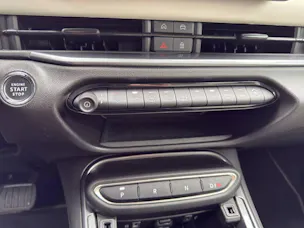 Fiat 600 1.2 Hybrid La Prima