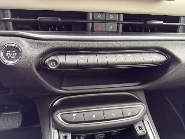 Fiat 600 1.2 Hybrid La Prima