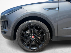https://vehicle.imgix.net/4258162/1fd327f7-dfa3-4232-bd92-f21495d57404.jpg