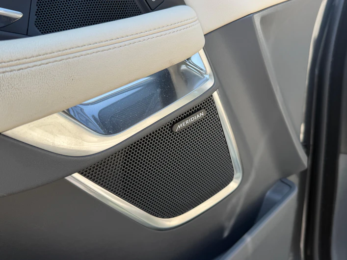 Fahrzeugbild JAGUAR E-PACE