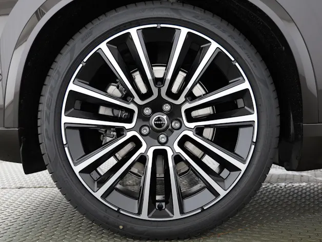 Volvo XC90 2.0 B5 MH Ultra Dark AWD