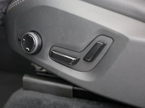 image du véhicule VOLVO XC90 2.0 B5 MH Ultra Dark AWD