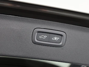 https://vehicle.imgix.net/4258192/3d55b1d6-f67d-4bbf-a116-1a1faf29bc90.jpg