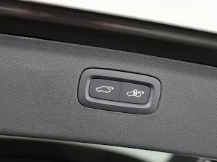 Volvo XC90 2.0 B5 MH Ultra Dark AWD