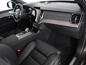 Volvo XC90 2.0 B5 MH Ultra Dark AWD