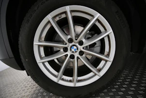 Fahrzeugbild BMW X3 20i xDrive
