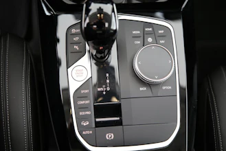 https://vehicle.imgix.net/4258220/8a0d7082-65df-41a8-bdae-5261efc59776.jpg