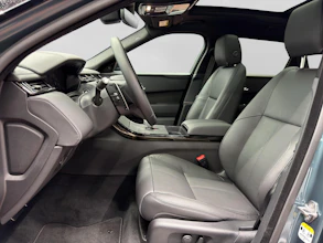https://vehicle.imgix.net/4258223/9c299f71-24de-49be-8ed7-398835b8e5c3.jpg