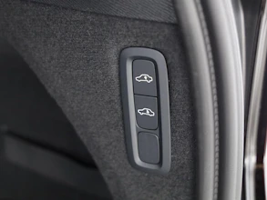 https://vehicle.imgix.net/4258228/5f9658e7-ceb8-4332-a2d3-25efe267e792.jpg
