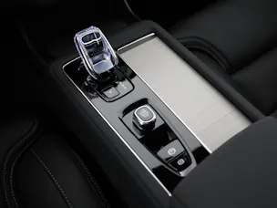 Volvo XC90 2.0 B5 MH Black Edition AWD
