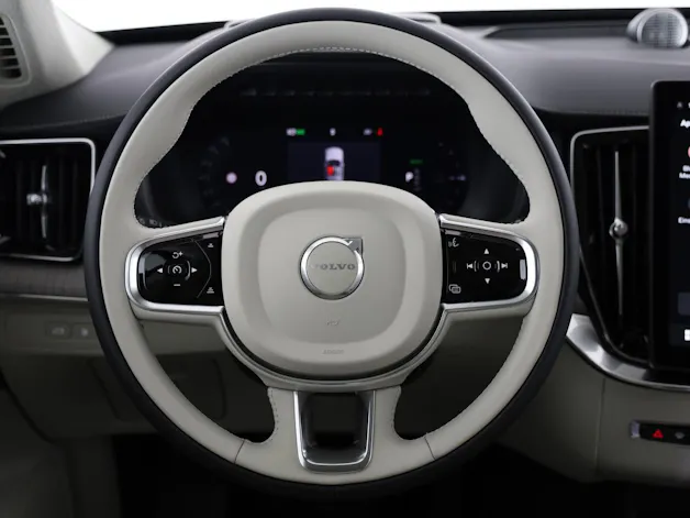 Volvo XC90 2.0 B5 MH Ultra Dark AWD
