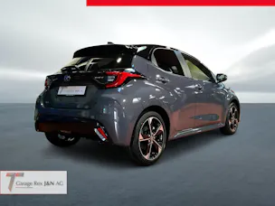 Toyota Yaris 1.5 VVT-i HSD Premium