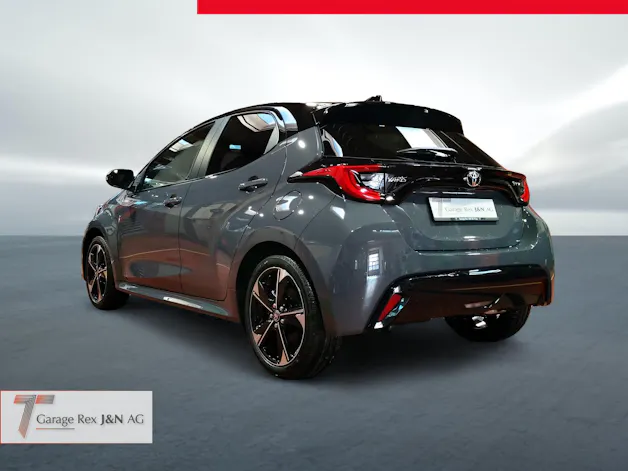 Toyota Yaris 1.5 VVT-i HSD Premium
