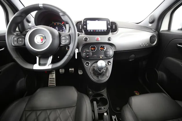 Fiat 595 Abarth 1.4 T-Jet 165 Turismo