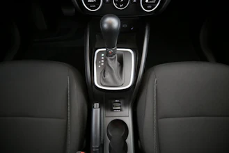 https://vehicle.imgix.net/4258279/2a31fd70-24fe-461f-bc01-2063a3b31052.jpg