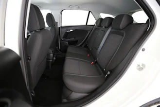 https://vehicle.imgix.net/4258279/ea7034f1-66d7-4a2a-9bf3-06f8fc8338ce.jpg