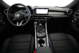 https://vehicle.imgix.net/4258290/13eecbf8-5aea-4acd-b572-004b66084af1.jpg